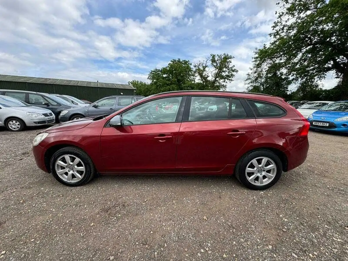 2012-volvo-v60-16td-d2-es-big-5