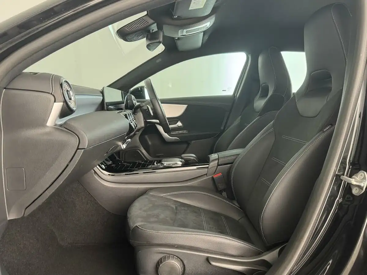 2022-mercedes-benz-a-class-13-a180-amg-line-executive-edition-hatchback-5d-7g-dct-big-57