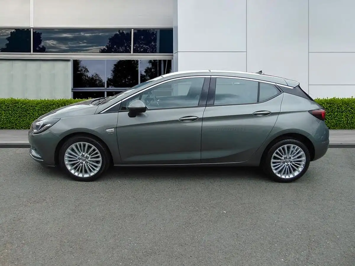 2018-vauxhall-astra-16cdti-elite-nav-136ps-ss-hatchback-big-3