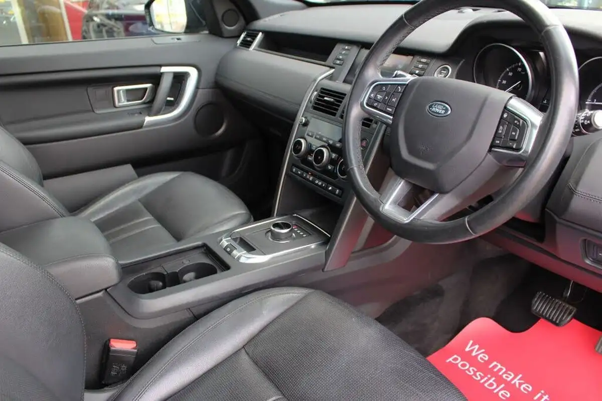 2019-land-rover-discovery-sport-20td4-landmark-big-10