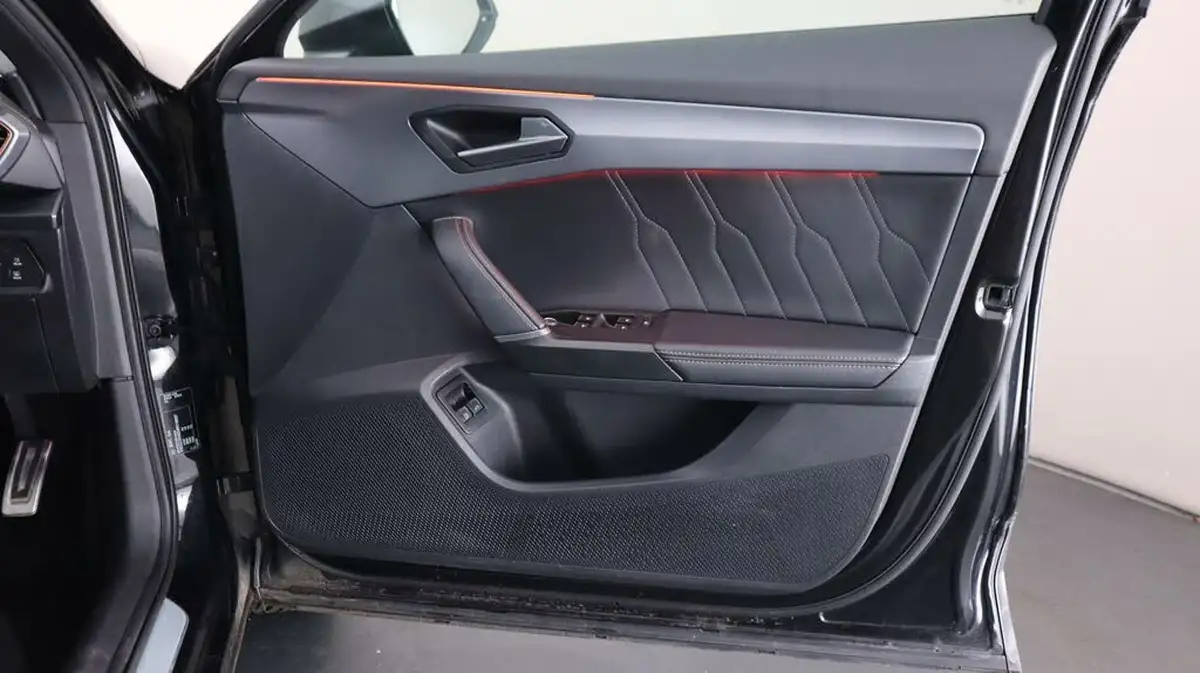 2021-cupra-formentor-14-e-hybrid-vz2-big-15