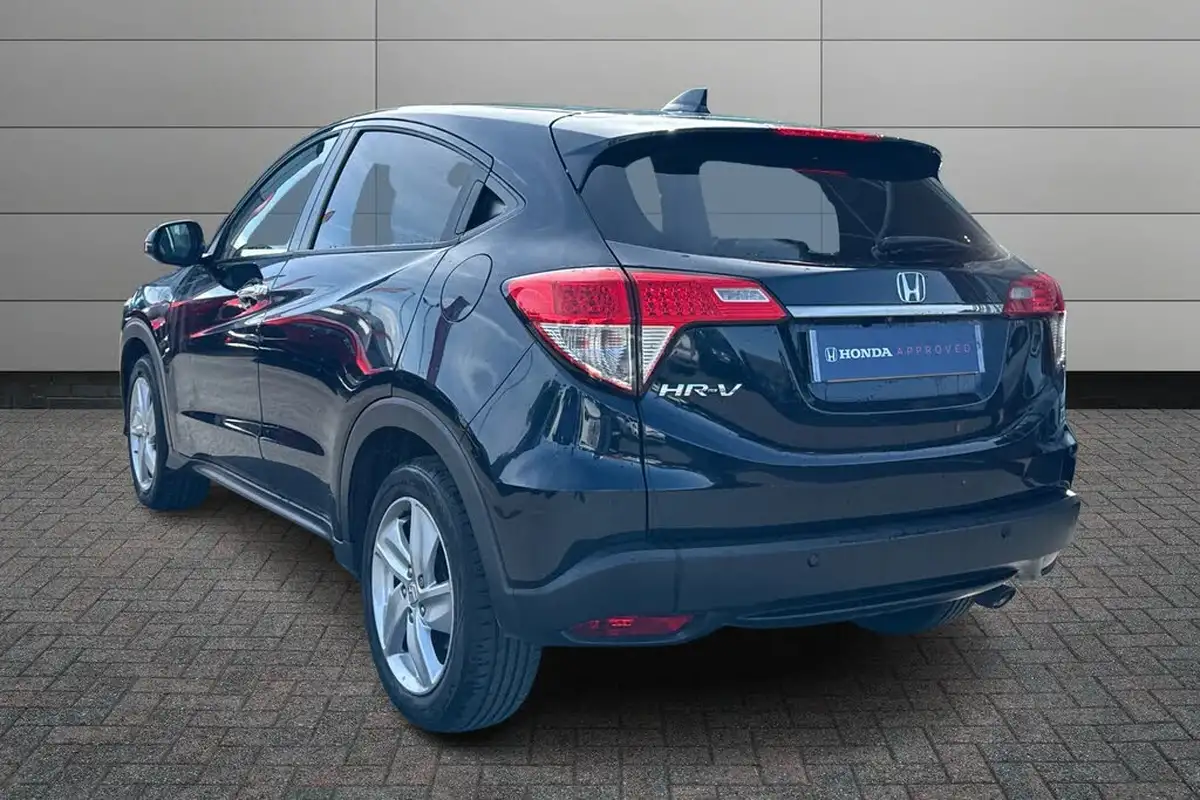 2018-honda-hr-v-15-i-vtec-se-big-2