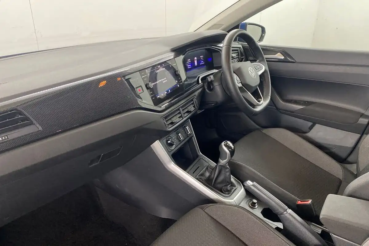 2024-volkswagen-polo-10-tsi-life-big-13