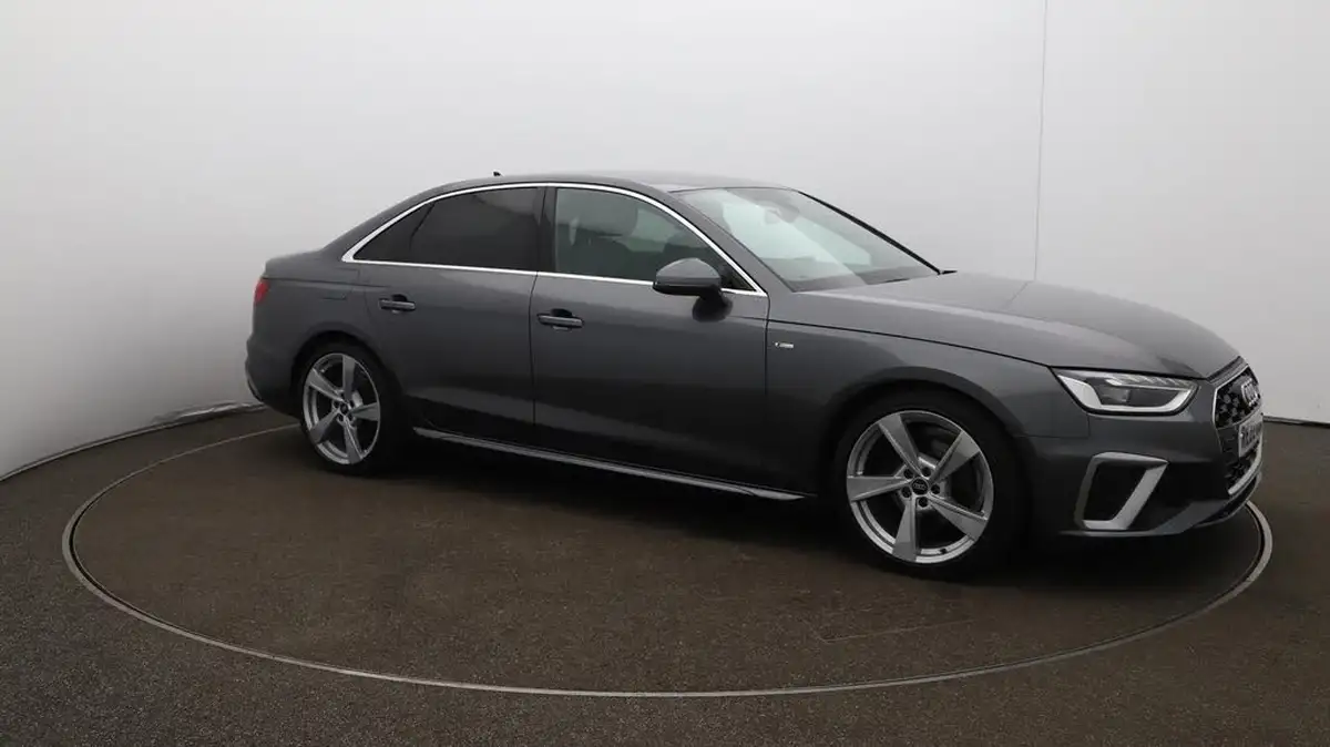 2022-audi-a4-20-35-tfsi-s-line-tronic-big-37