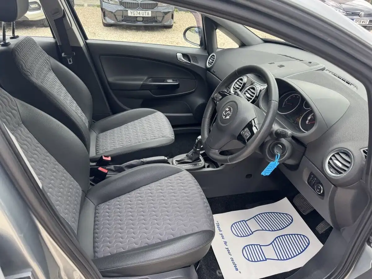 2013-vauxhall-corsa-14-se-100ps-ac-5d-1398cc-auto-big-9