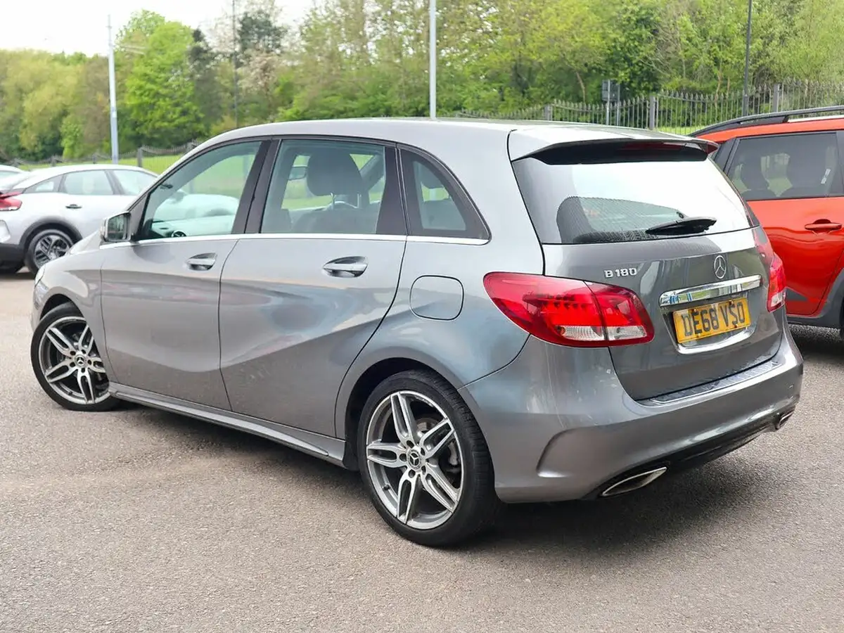 2018-mercedes-benz-b-class-16-b180-amg-line-122ps-ss-big-1
