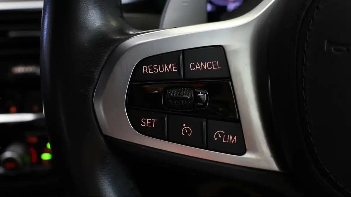 2021-bmw-5-series-20td-520d-m-sport-mht-saloon-4d-big-21