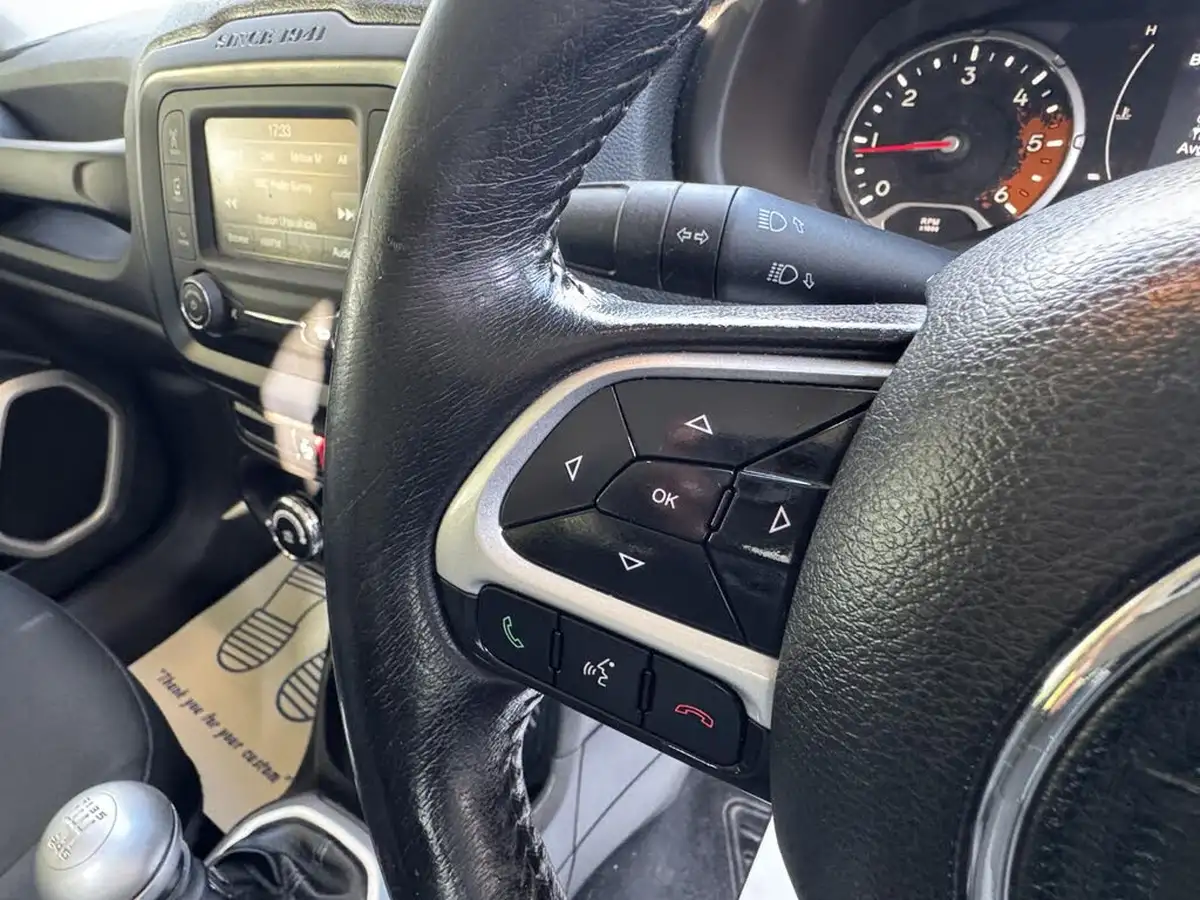 2016-jeep-renegade-16-multijet-ii-longitude-ss-big-39