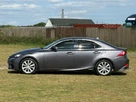 2015-lexus-is-300h-25-luxury-small-14