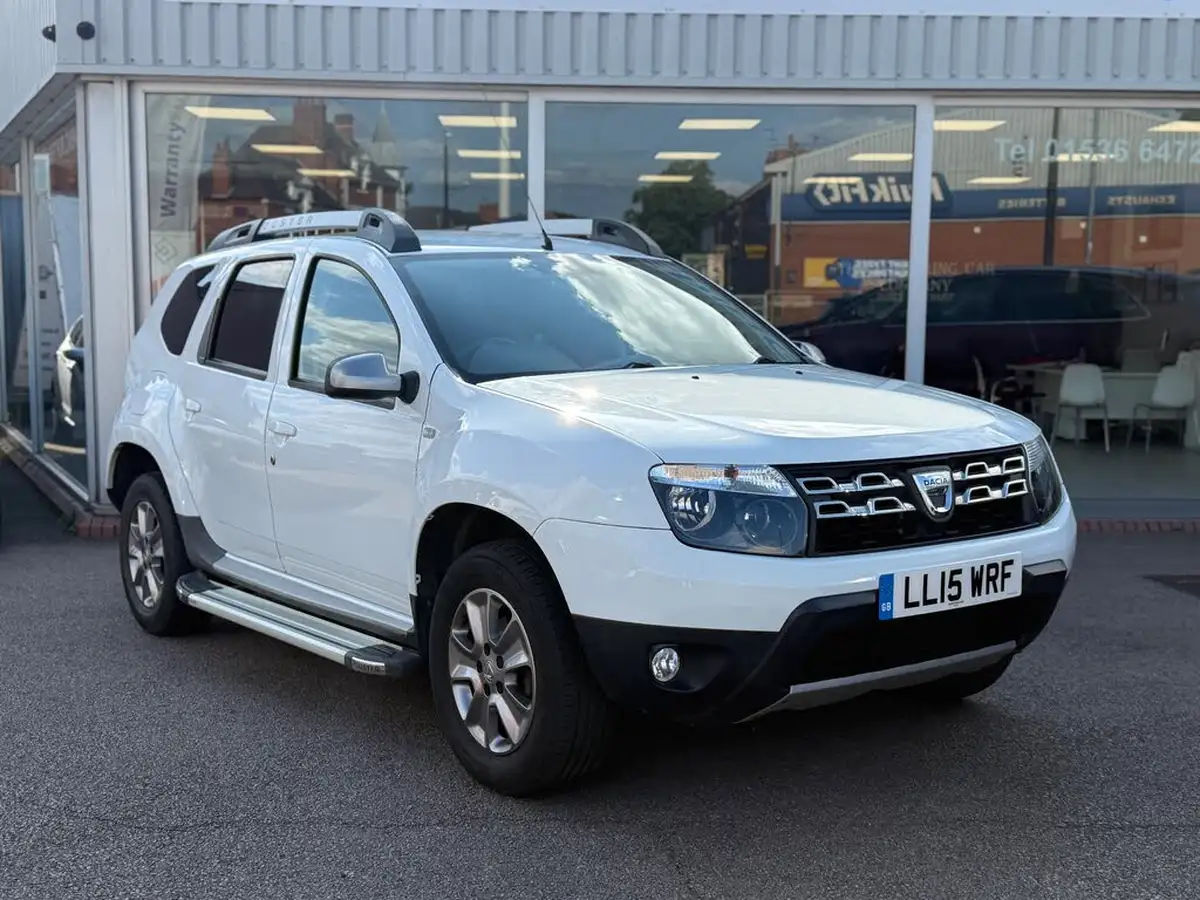 2015-dacia-duster-15d-laureate-107bhp-big-0