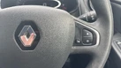 2019-renault-clio-09-tce-iconic-90ps-small-23