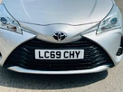 2019-toyota-yaris-small-5
