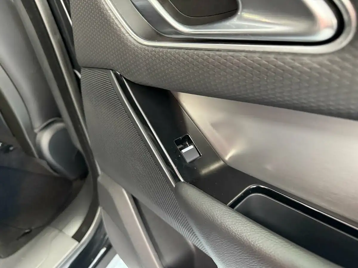 2018-land-rover-range-rover-velar-30-d300-r-dynamic-s-ss-big-5