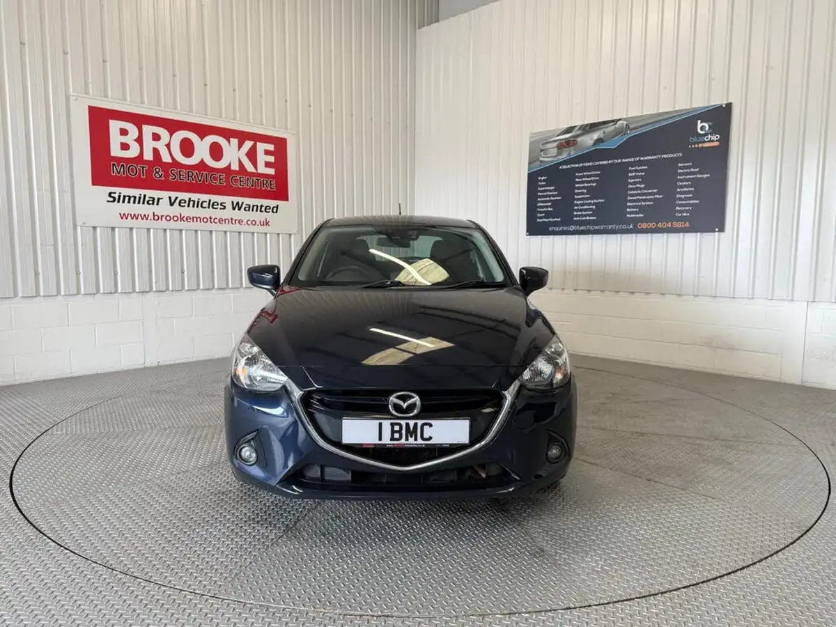 2016-mazda-mazda2-15-sport-nav-90ps-big-1