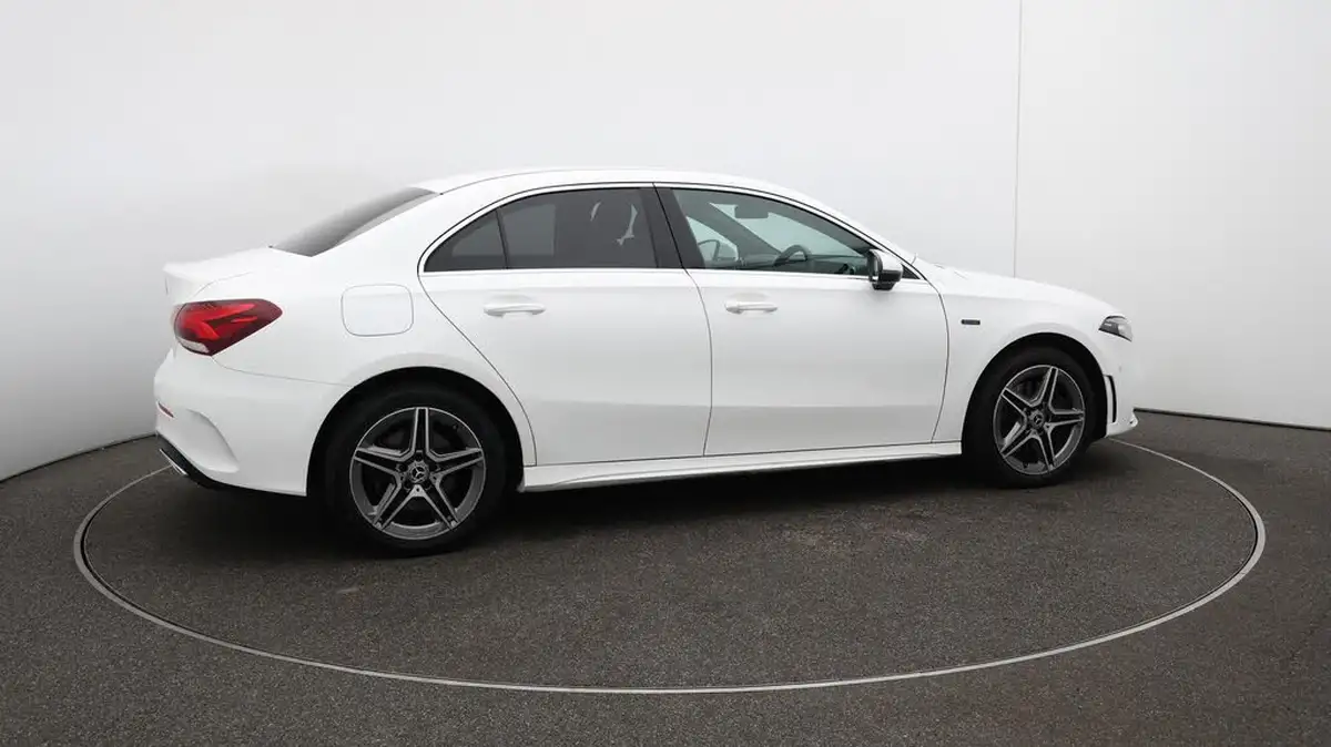 2021-mercedes-benz-a-class-13-a250e-amg-line-executive-saloon-4d-big-41