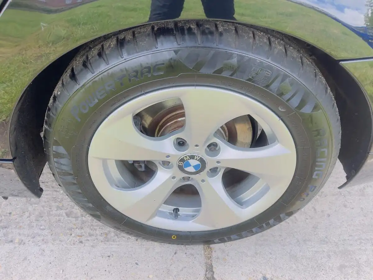 2011-bmw-3-series-20td-320d-efficientdynamics-efficientdynamics-big-49