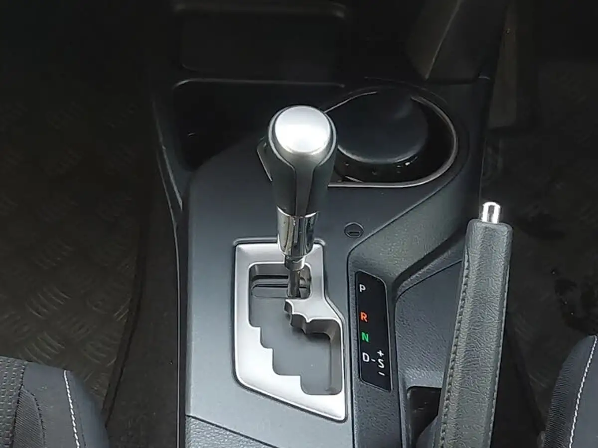 2017-toyota-rav4-25-vvt-i-icon-big-12