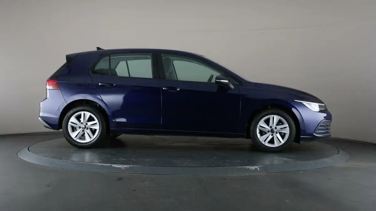2022-volkswagen-golf-15-tsi-life-130ps-hatchback-big-58