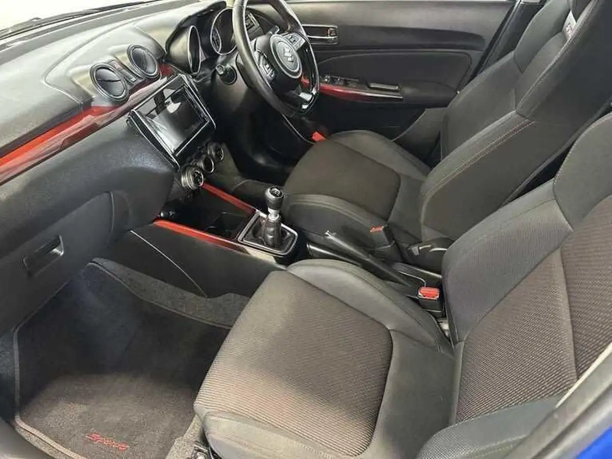 2018-suzuki-swift-14-boosterjet-sport-big-2