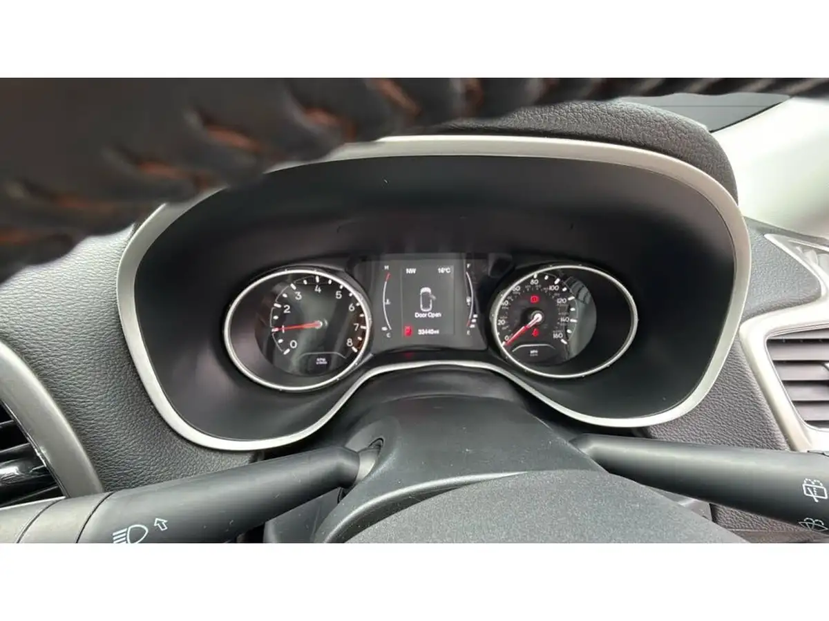 2018-jeep-compass-14-multiair-ii-longitude-big-24
