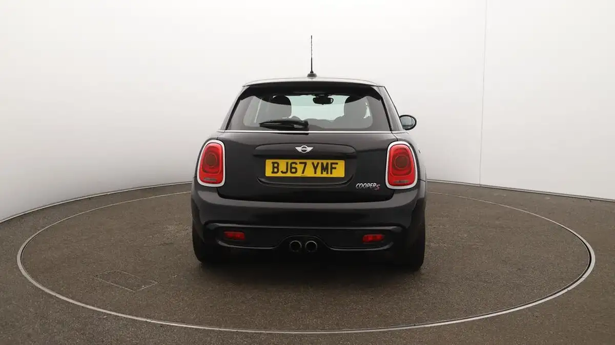 2017-mini-cooper-20-cooper-s-seven-media-xlss-5d-big-55