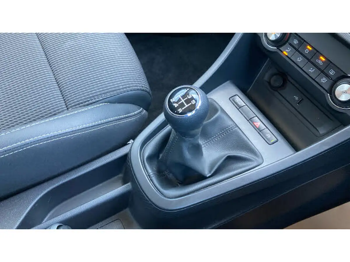 2022-mg-mg3-15-vti-tech-exclusive-nav-big-12