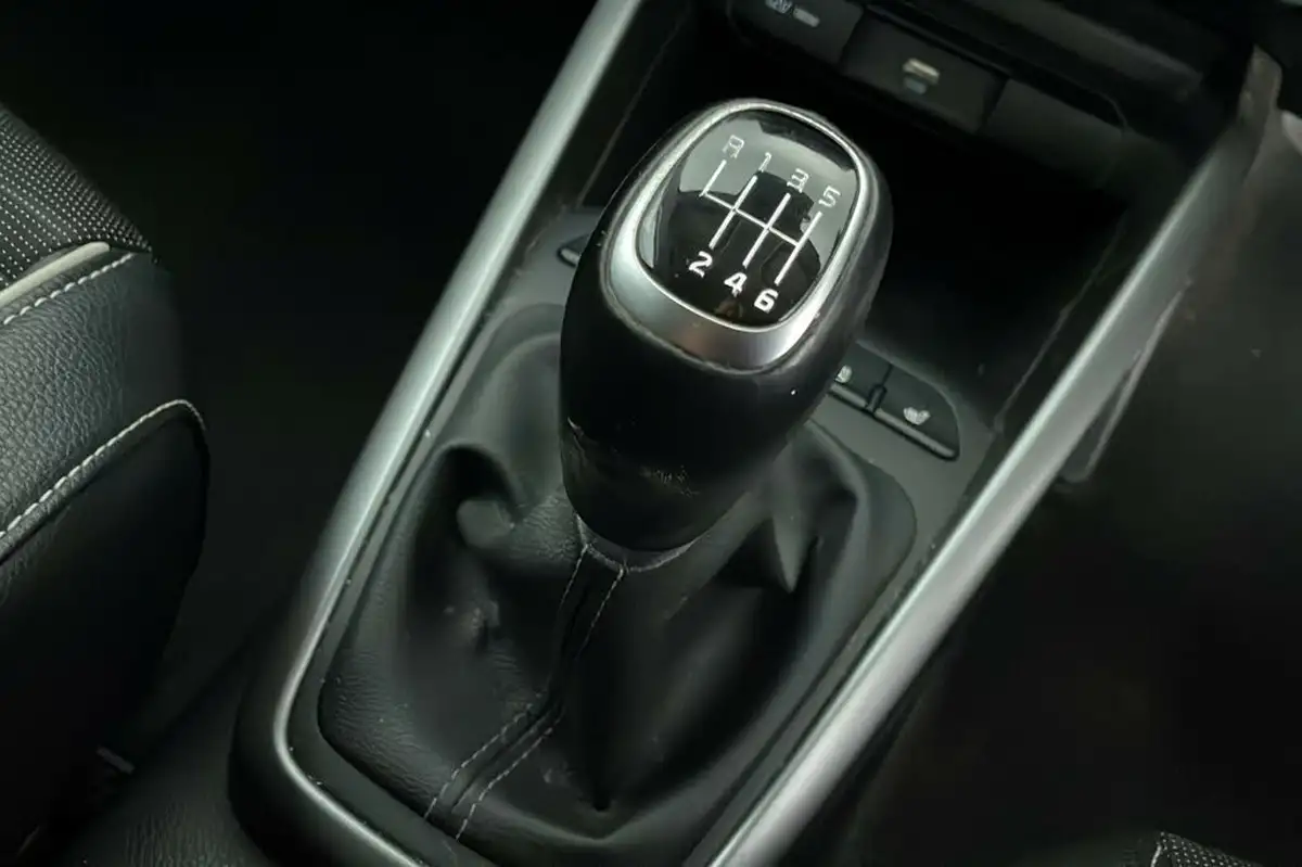2022-kia-stonic-10-t-gdi-gt-line-s-big-11