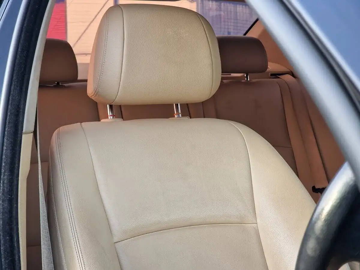 2013-bmw-5-series-20td-518d-se-saloon-4d-big-14