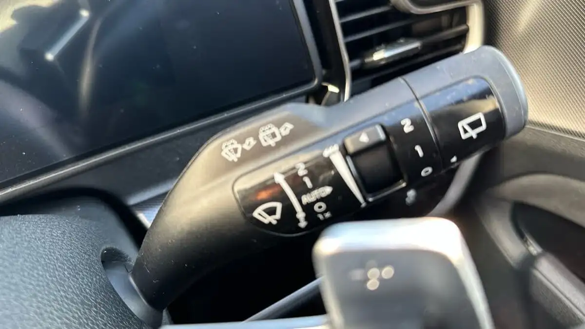 2025-kia-sportage-16-t-gdi-gt-line-157bhp-48v-dct-big-13