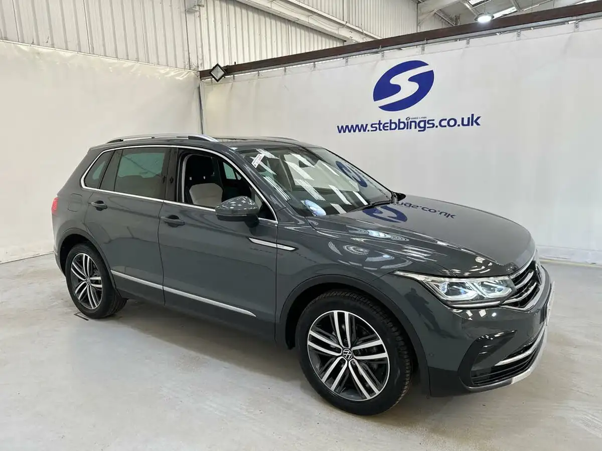 2021-volkswagen-tiguan-15-tsi-elegance-big-1