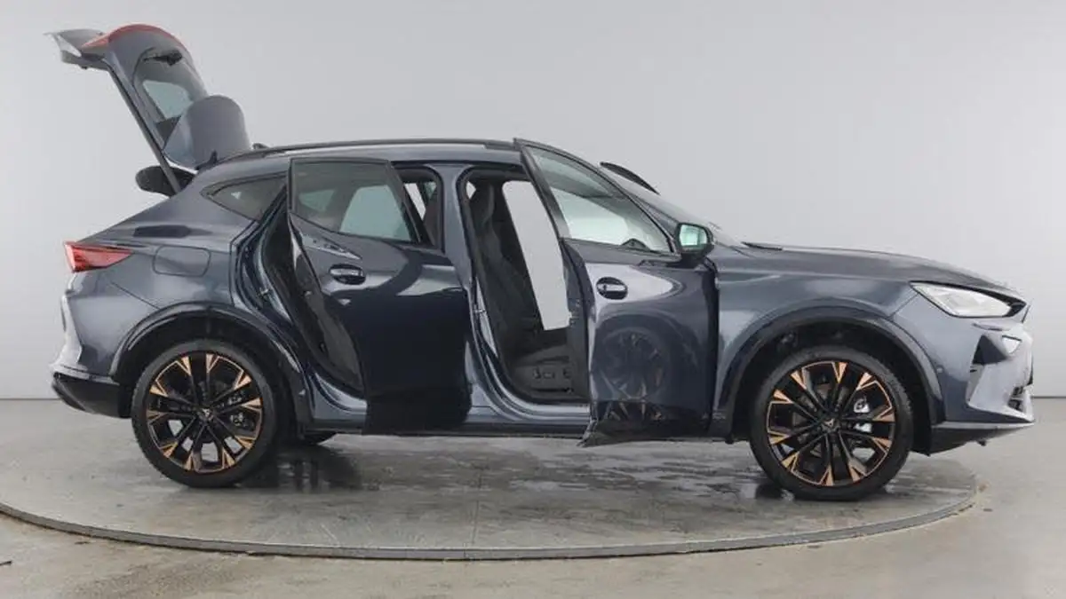 2025-cupra-formentor-15-etsi-v3-big-9