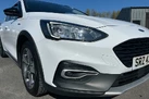 2021-ford-focus-small-39
