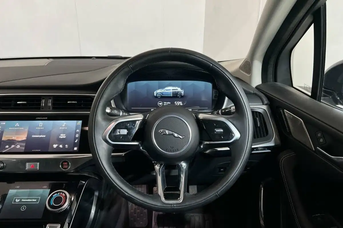 2022-jaguar-i-pace-ev400-hse-big-11