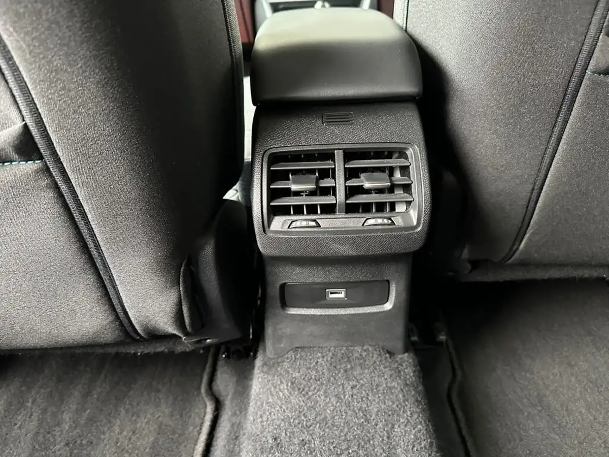 2022-citroen-c4-15bluehdi-c-series-edition-110ps-big-48