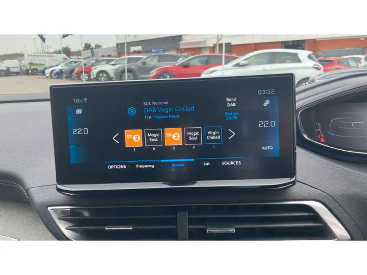 2021-peugeot-5008-suv-15-bluehdi-gt-premium-big-11