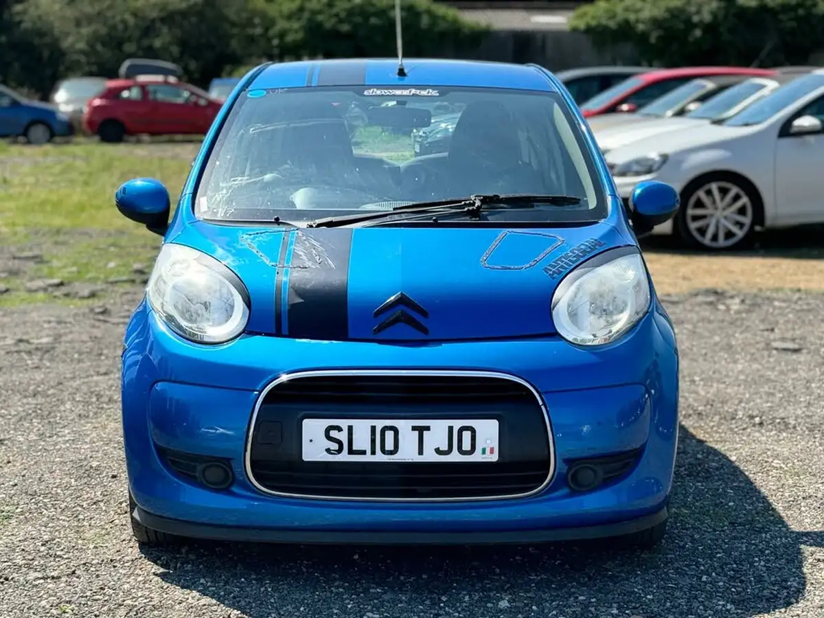 2010-citroen-c1-10-vtr-3d-big-4