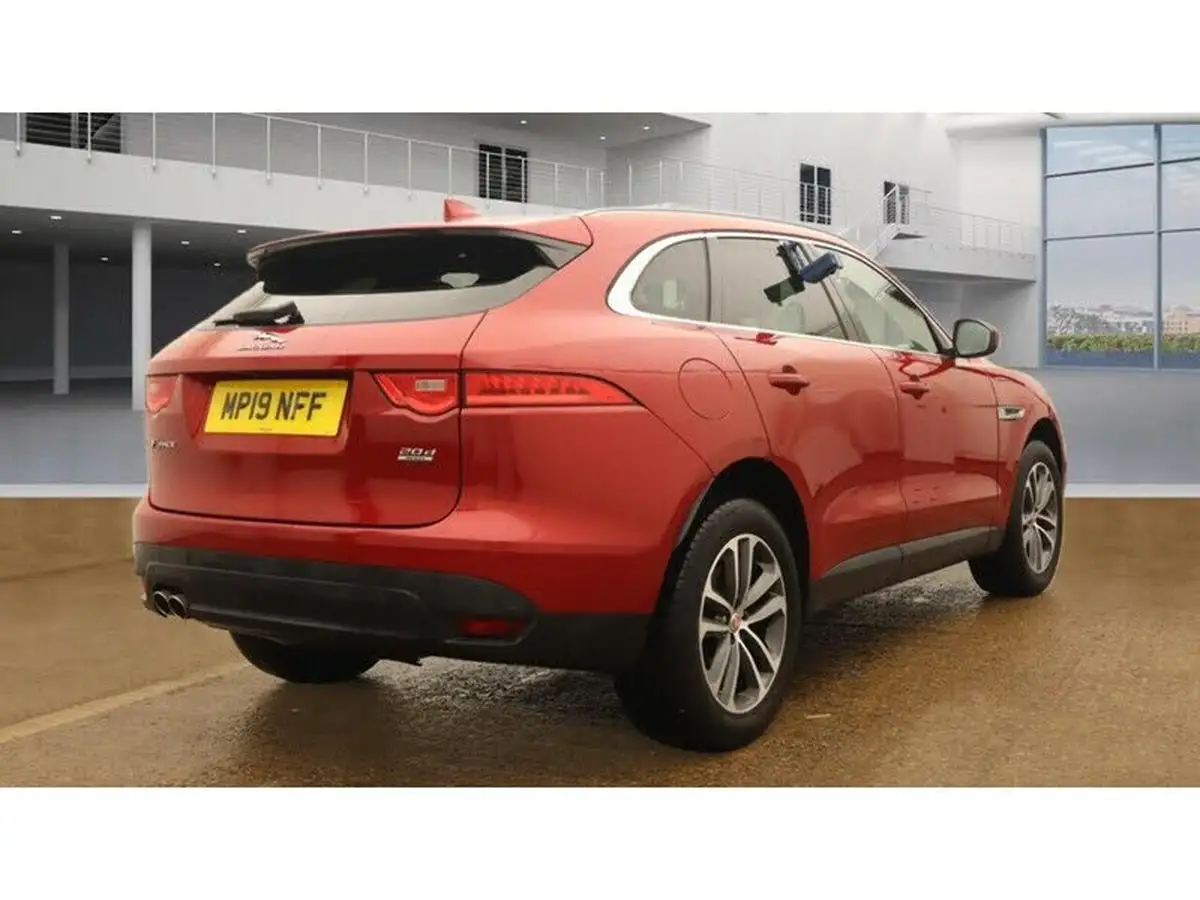 2019-jaguar-f-pace-20-i4d-portfolio-180ps-ss-auto-big-2