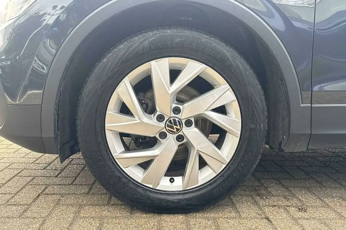 2022-volkswagen-tiguan-15-tsi-life-150ps-dsg-big-4