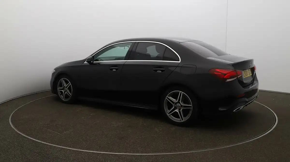 2020-mercedes-benz-a-class-13-a200-amg-line-saloon-4d-7g-dct-big-26