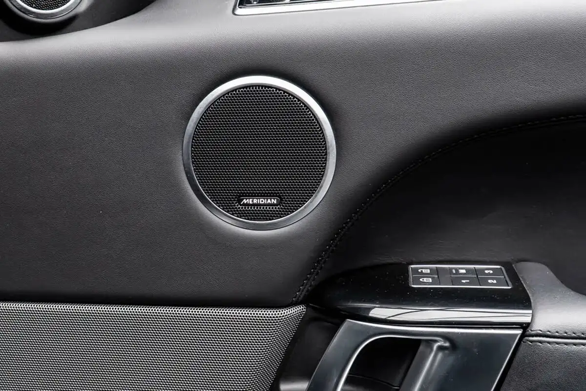 2021-land-rover-range-rover-sport-50-v8-p575-svr-big-36