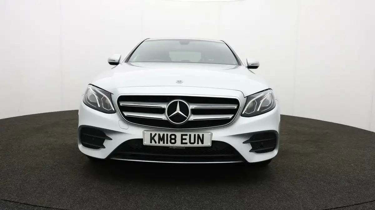 2018-mercedes-benz-e-class-30d-e350d-amg-line-premiumss-saloon-4d-4matic-big-1