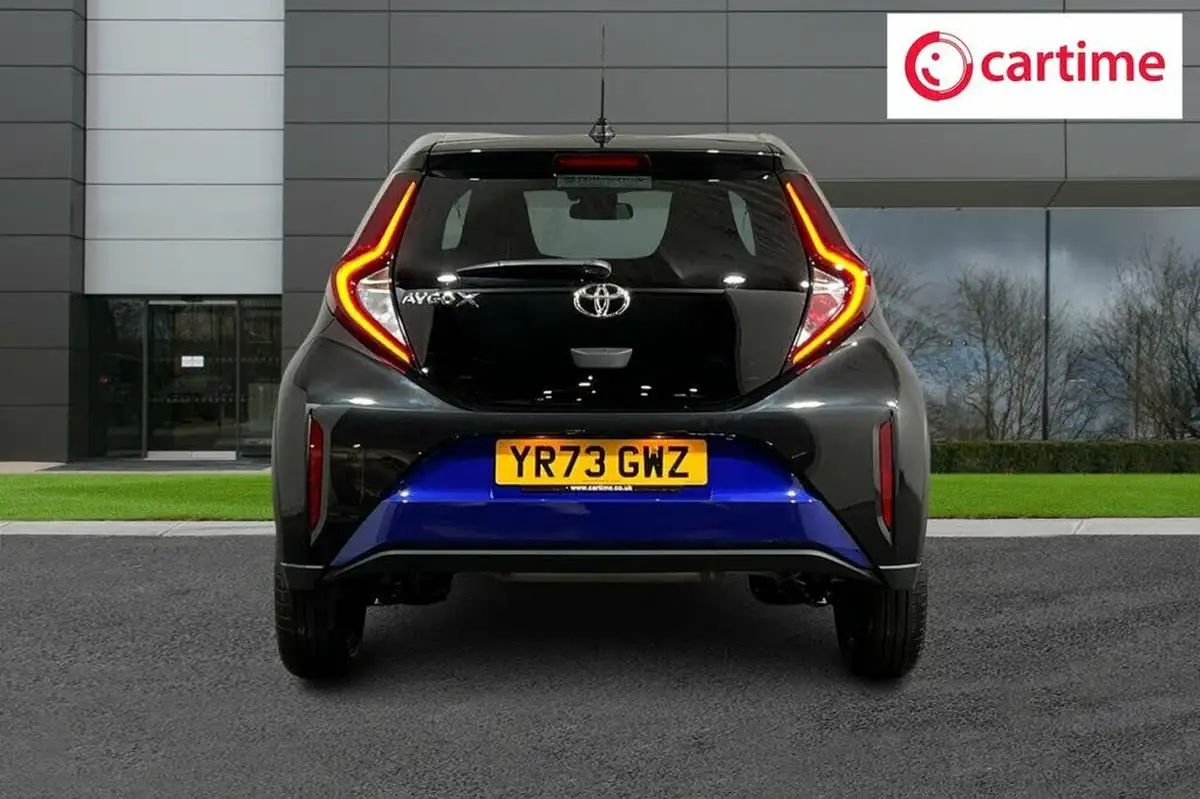 2023-toyota-aygo-x-10-vvt-i-edge-big-4