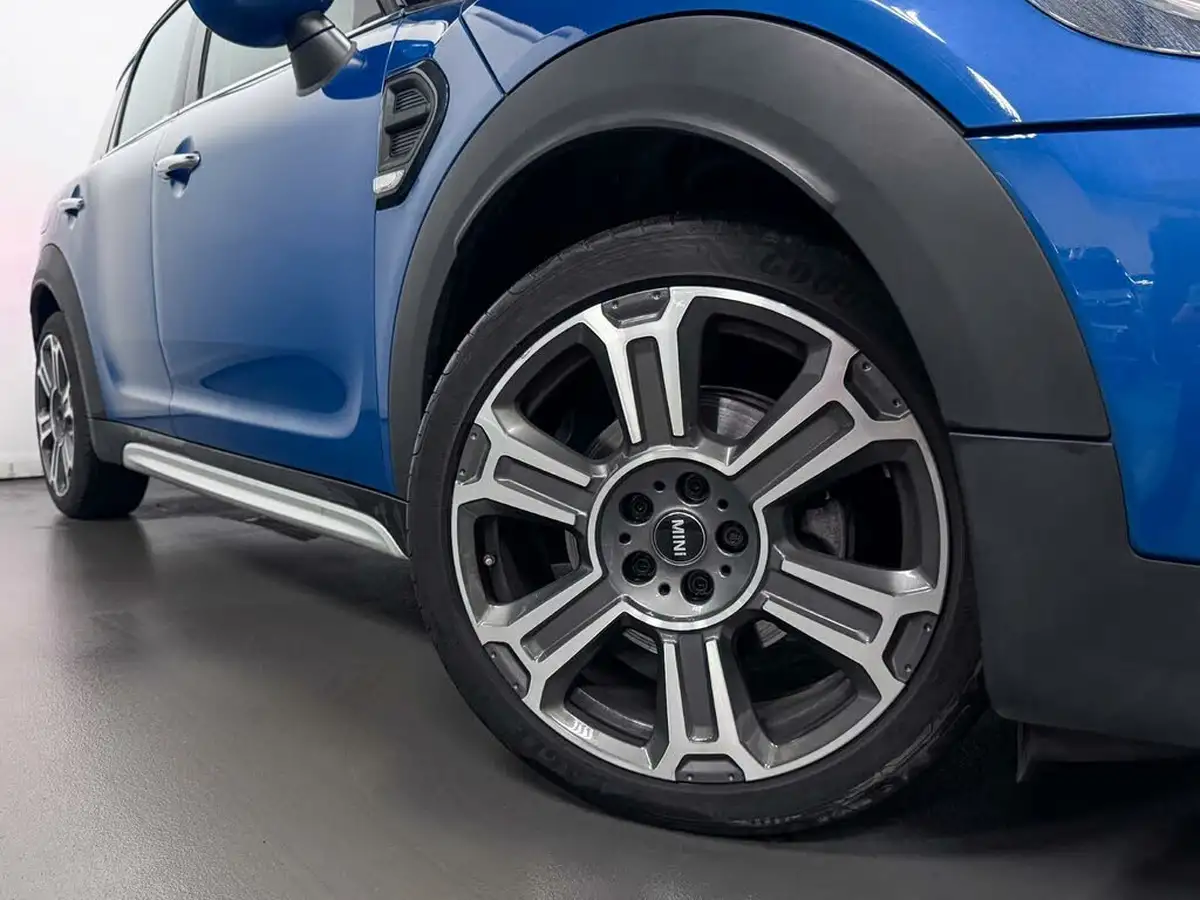 2022-mini-countryman-15-cooper-exclusive-premium-auto-big-12