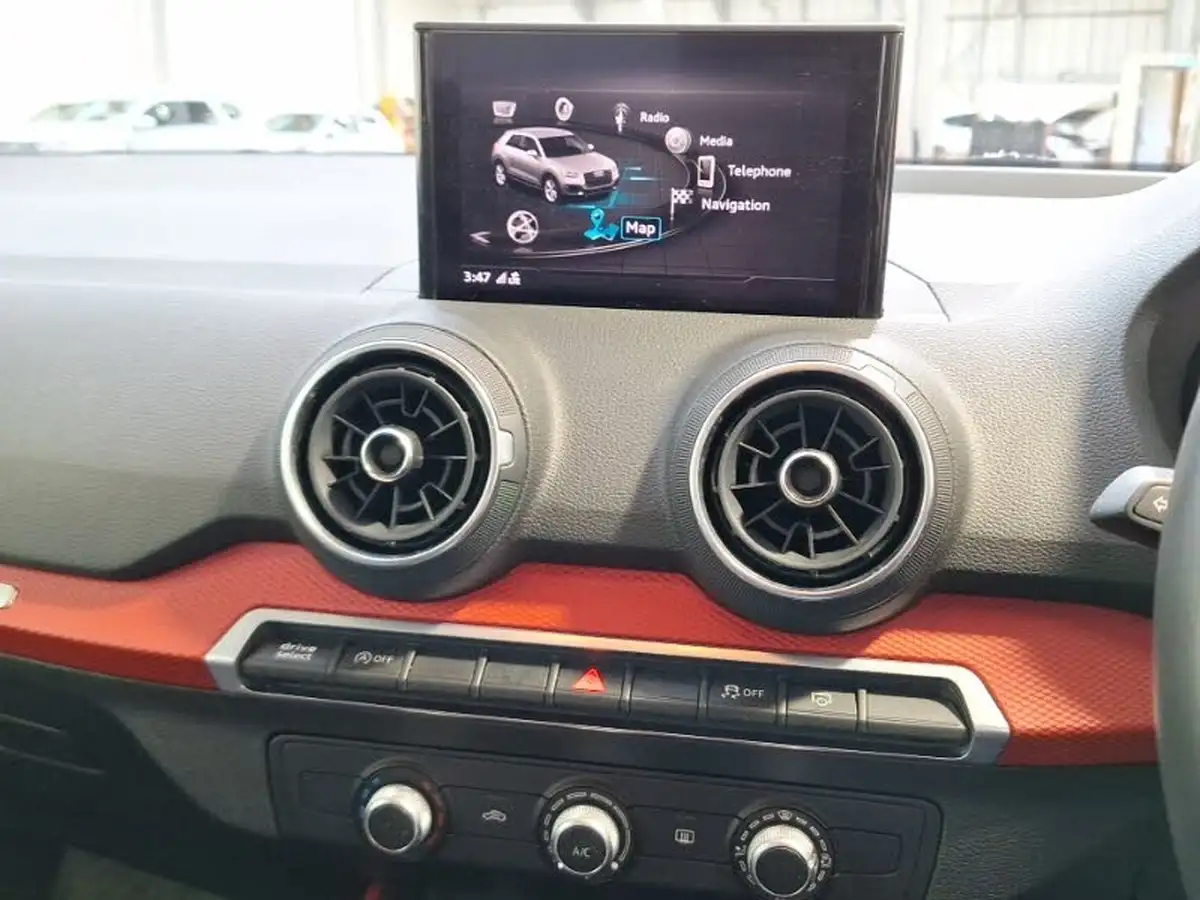 2020-audi-q2-16-30-tdi-sport-big-9