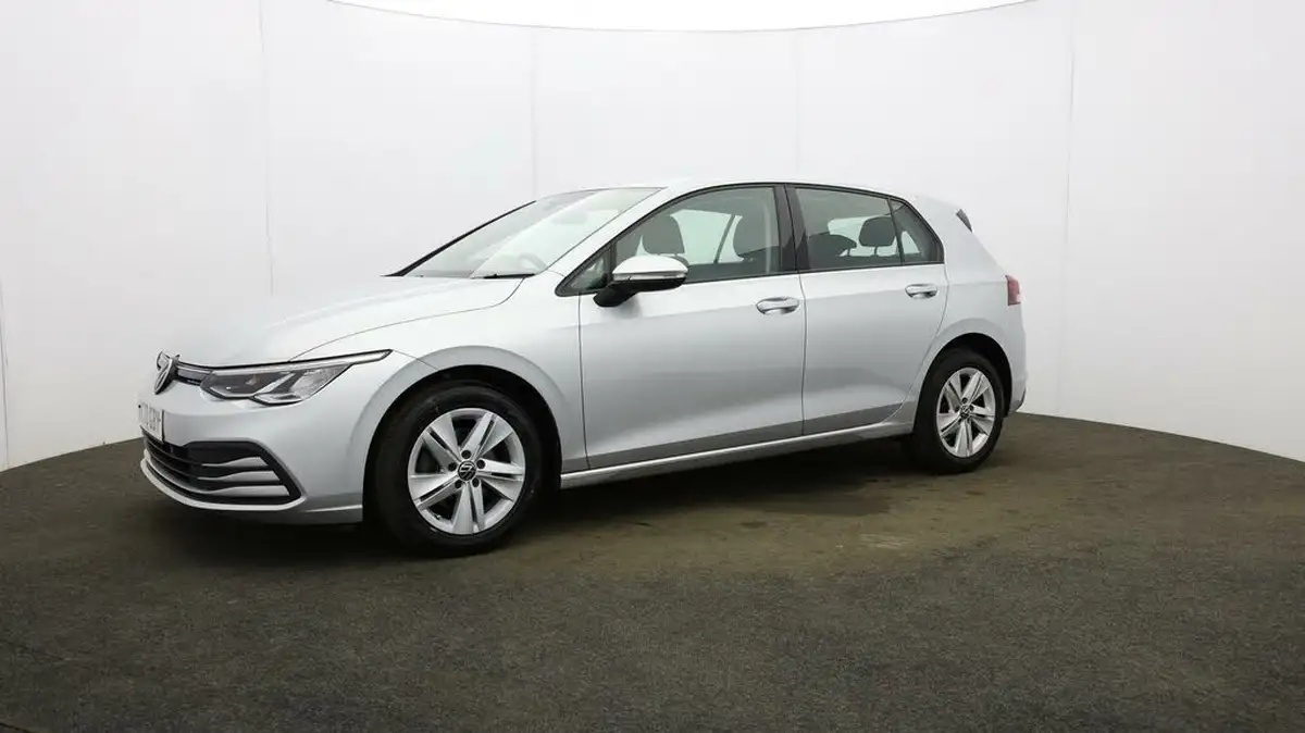 2020-volkswagen-golf-15-tsi-life-130ps-hatchback-big-27