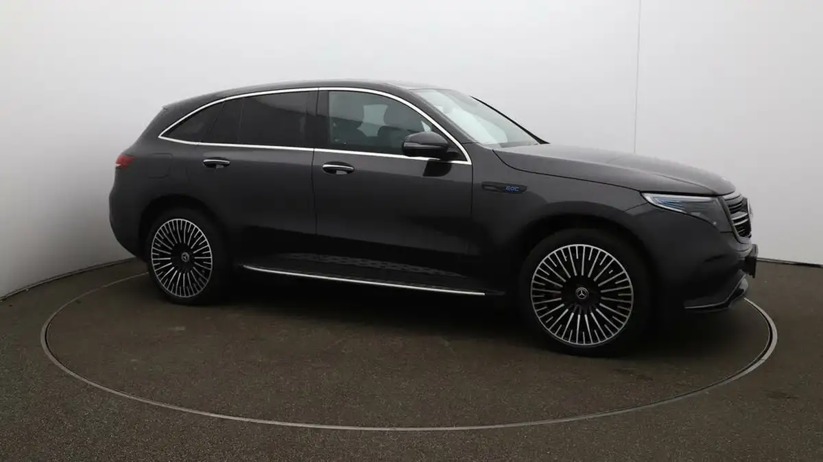 2022-mercedes-benz-eqc-e-eqc-400-amg-line-premium-plus-big-41