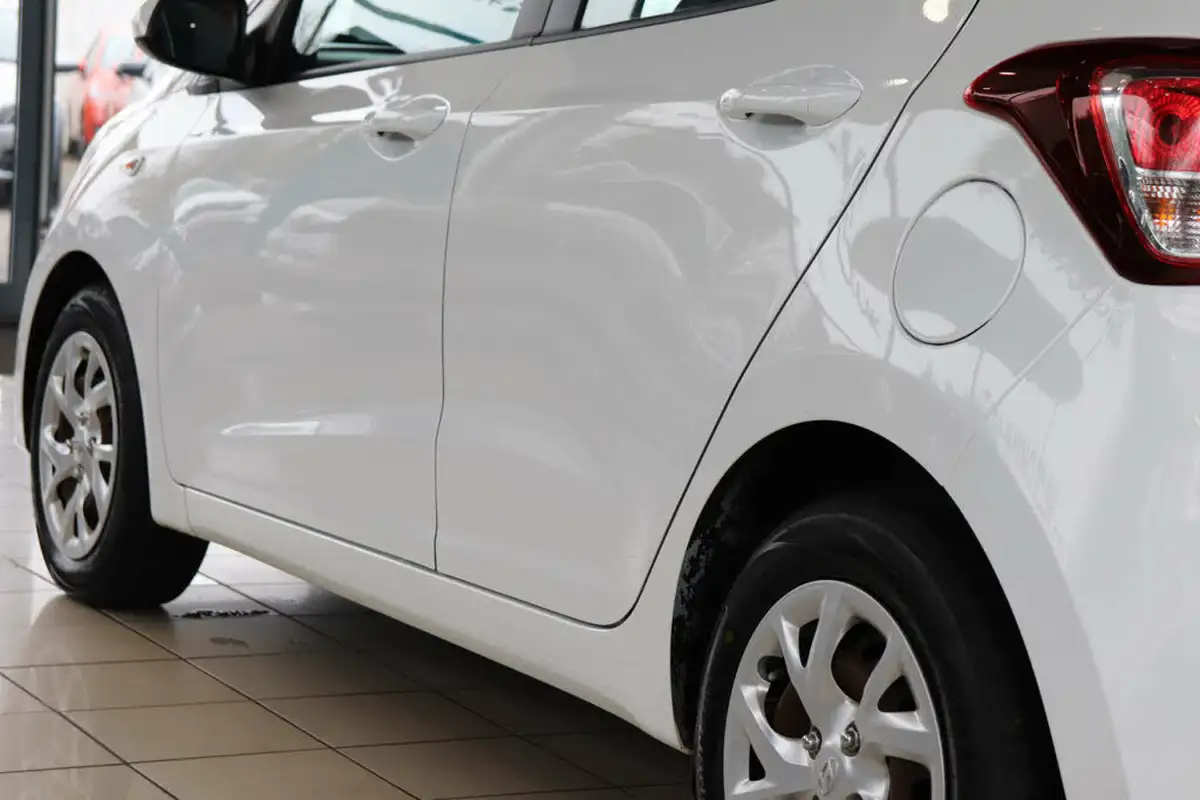 2017-hyundai-i10-12-se-big-64