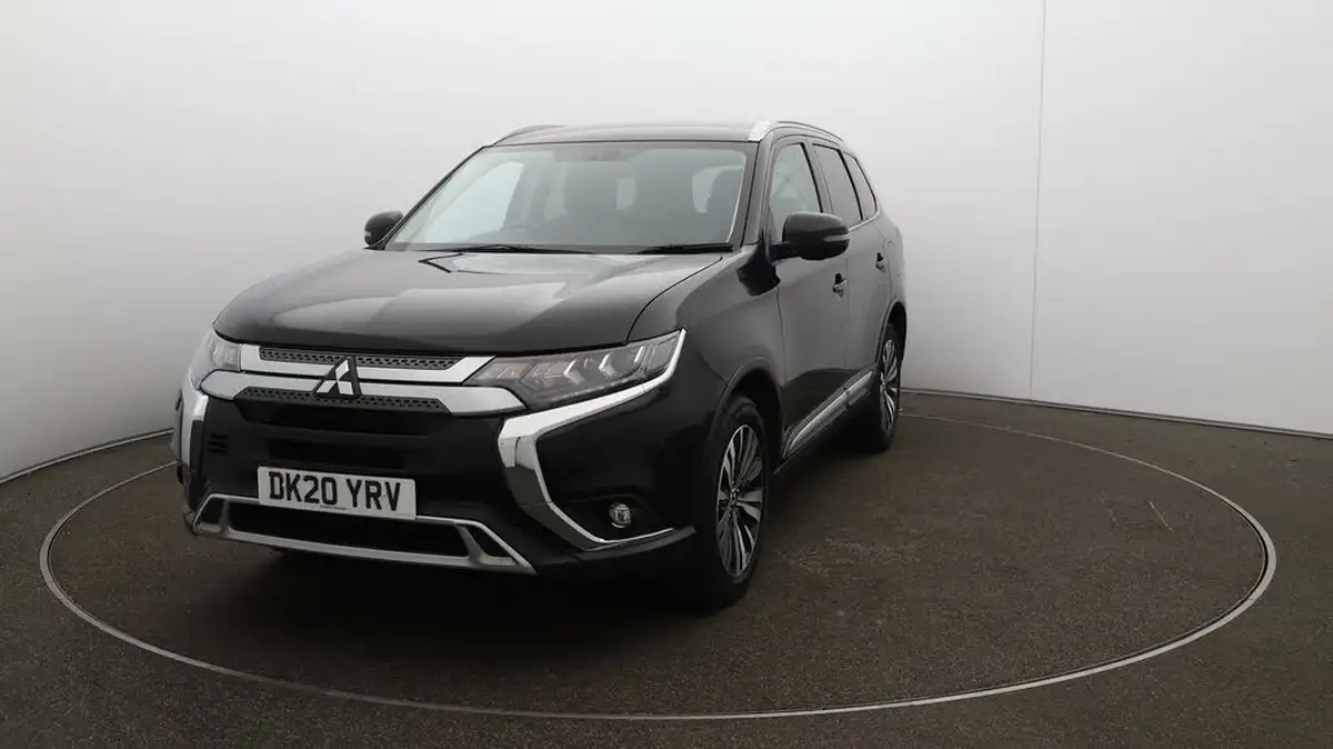 2020-mitsubishi-outlander-20-exceed-big-30