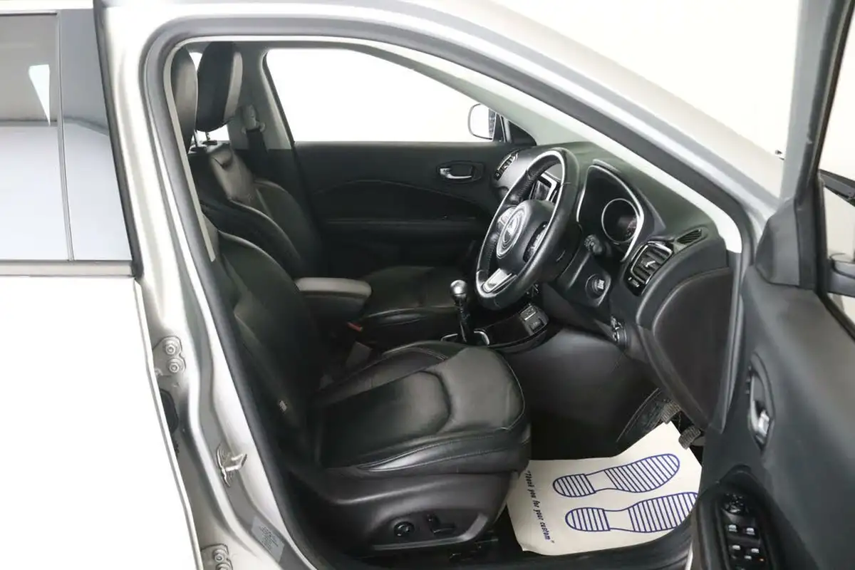 2020-jeep-compass-14-multiair-ii-limited-138bhp-big-13