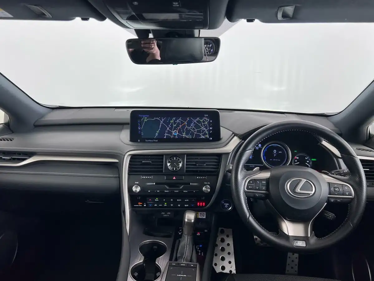 2022-lexus-rx-450h-35-f-sport-big-16